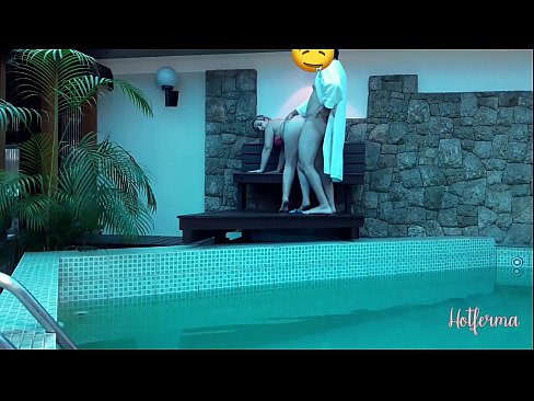 ❤️ Baas noeget faam nei it swimbad, mar koe net wjerstean in hot ❤️❌ Fucking video  by ús fy.hentai-ita.ru ﹏